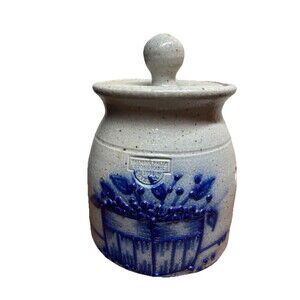 SALMON FALLS Stoneware 1994 Salt Glazed Blueberry Basket Garlic Jar about 5" H